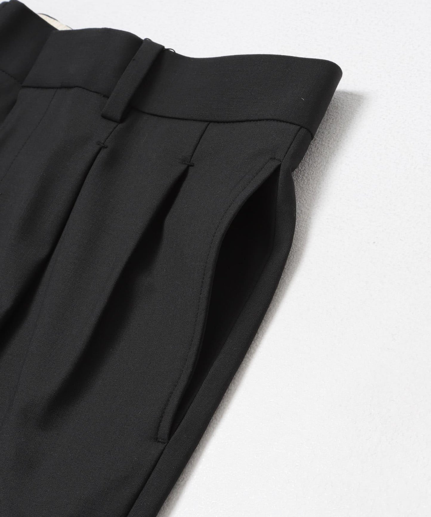 TW SEMI FLARE SLACKS