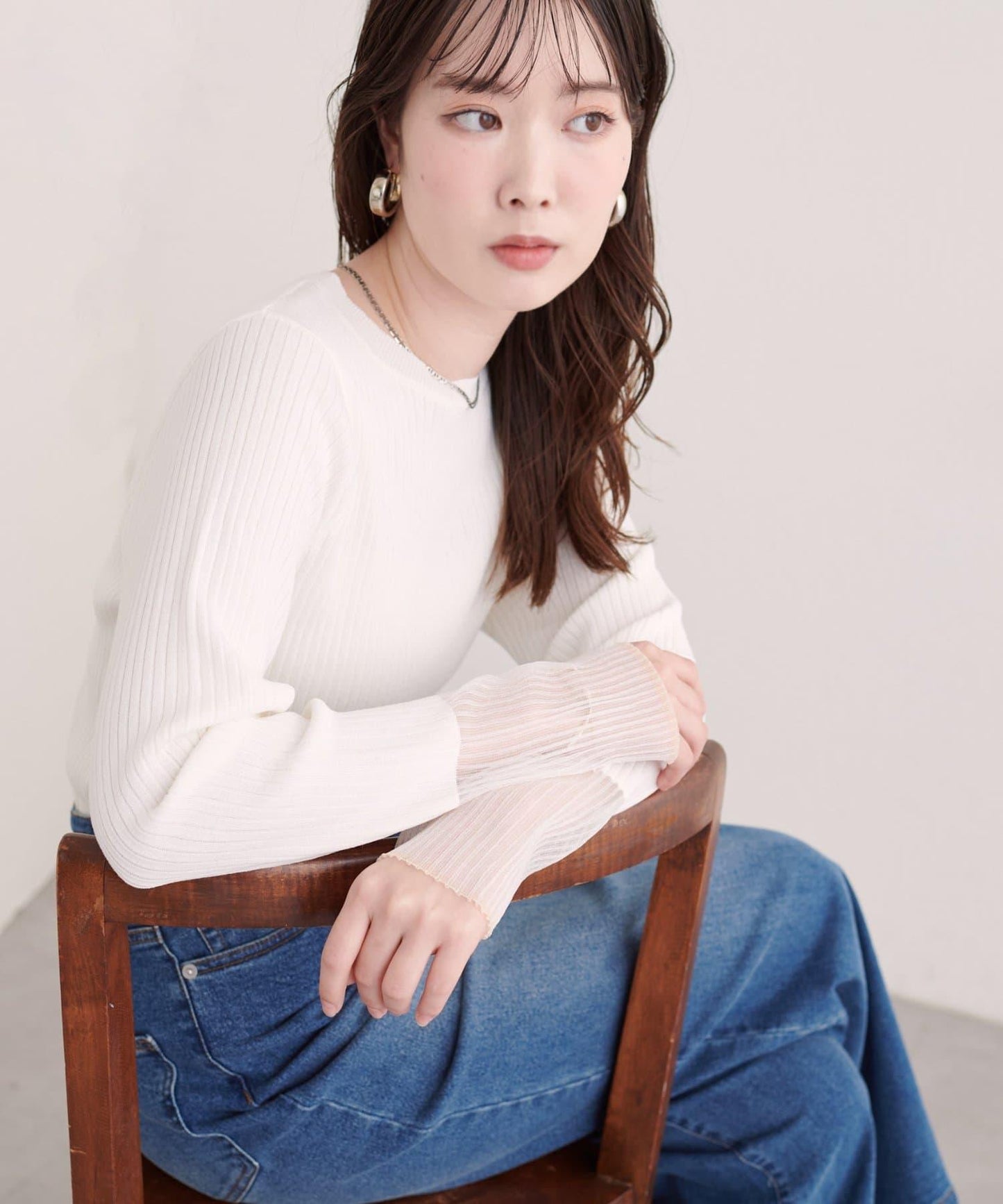 袖口透視羅紋針織衫