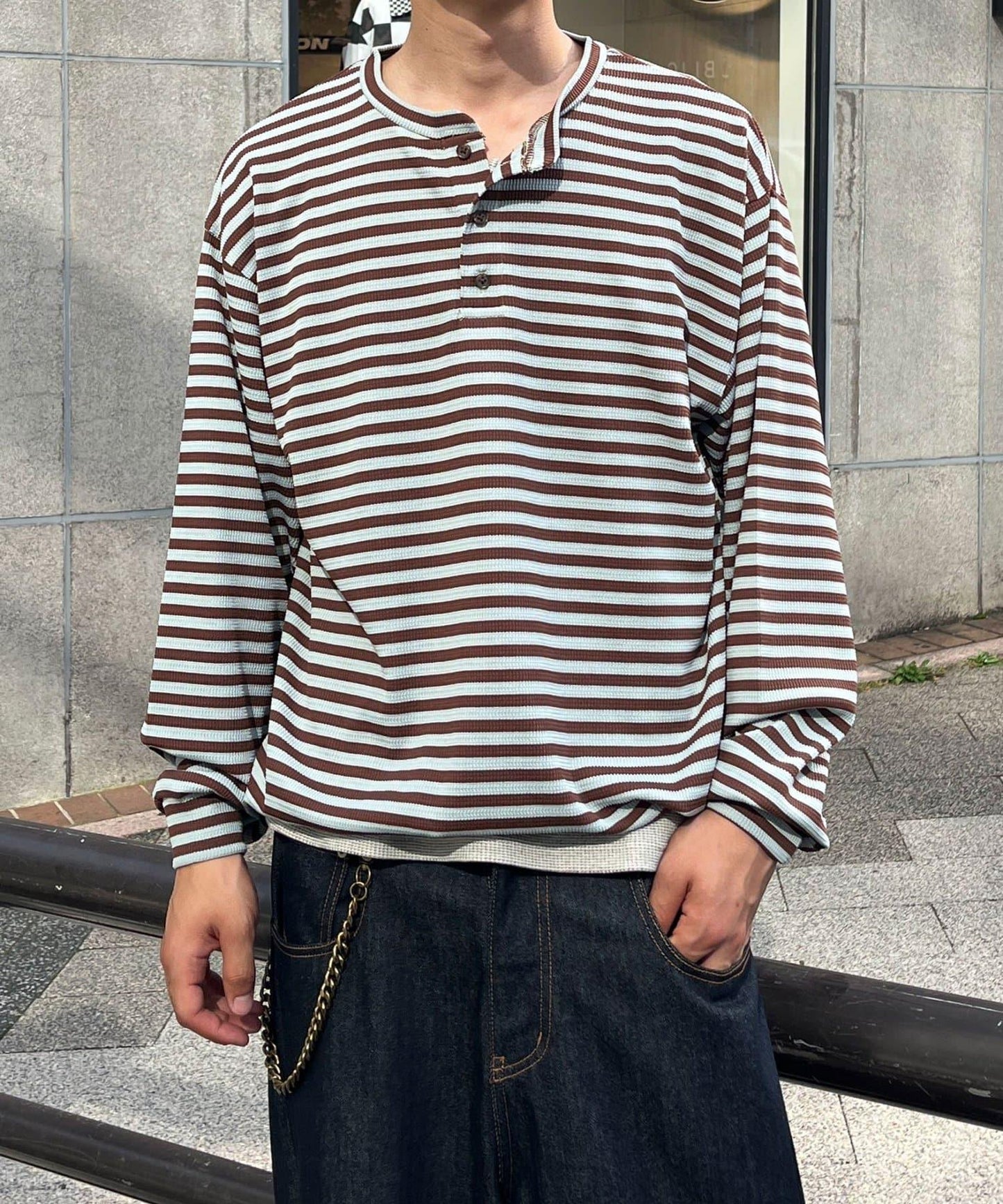 條紋華夫格亨利領長袖T恤
