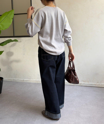 V領蝙蝠袖針織衫
