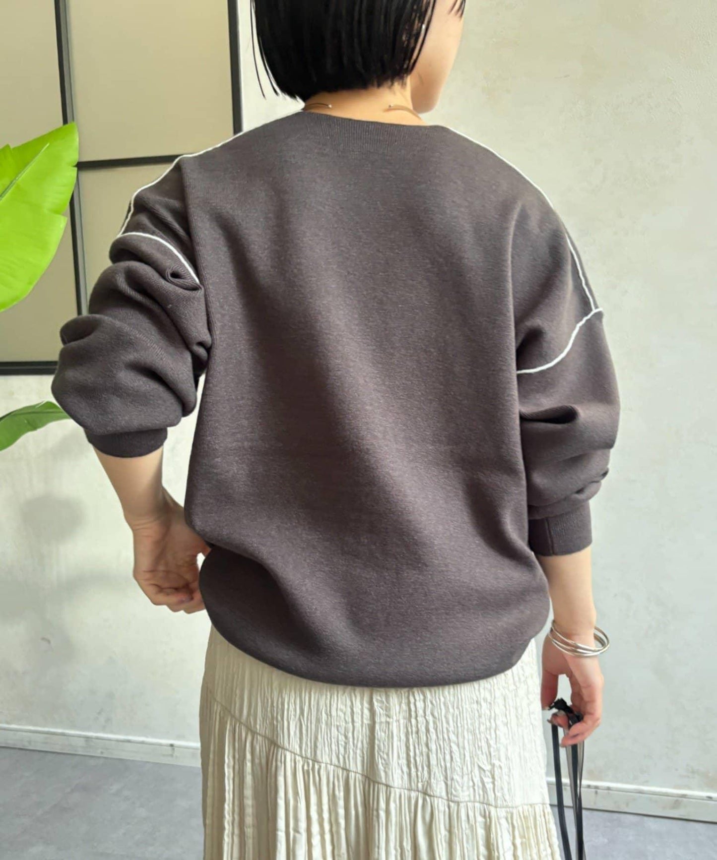 V領蝙蝠袖針織衫