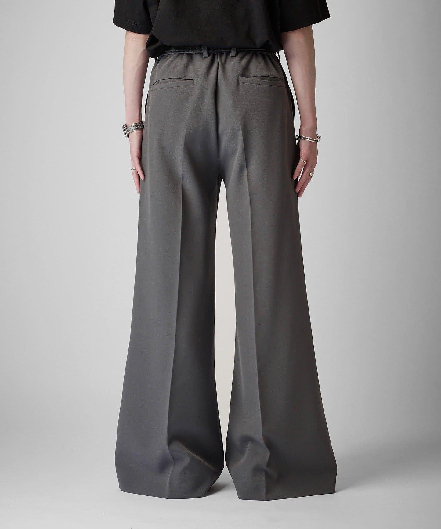 【Neucon】褶皺闊腿喇叭西裝褲