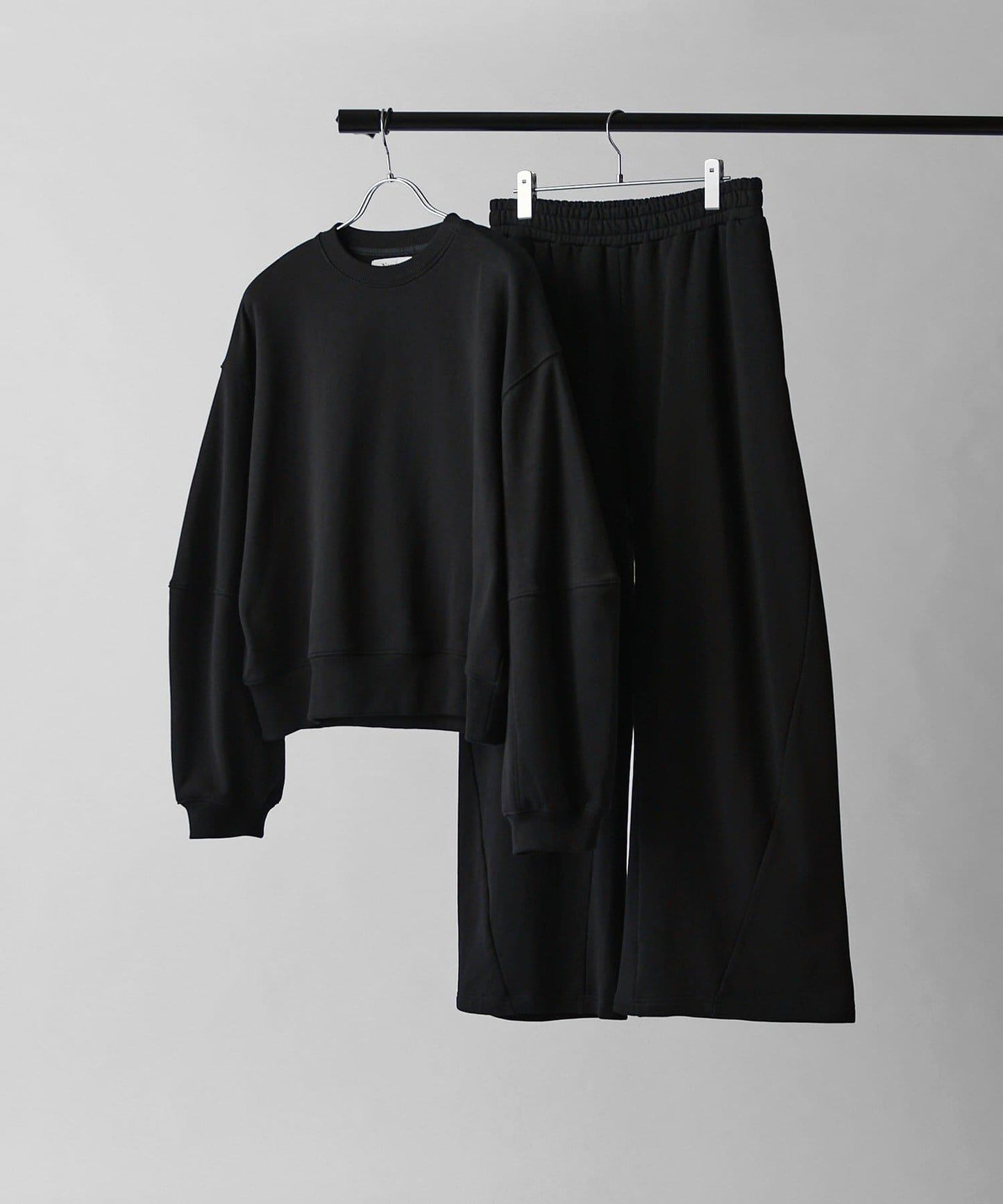 Neucon 裸感曲線運動褲 / 可配套