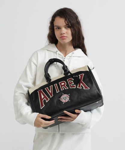WILD BEARS DUFFLE BAG