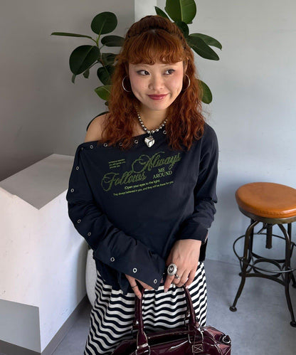 圓環紐扣單肩長袖T恤