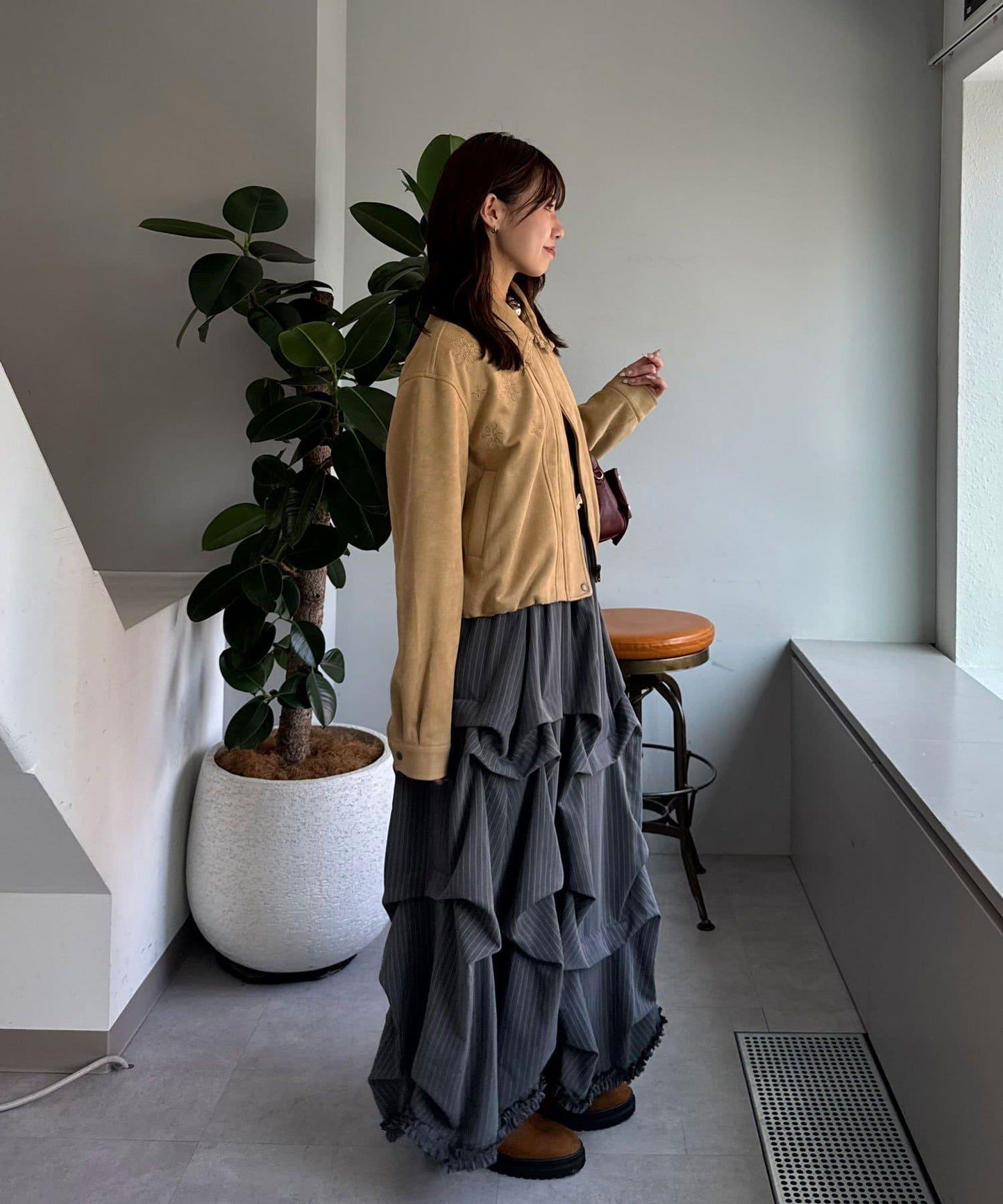 花朵刺繡麂皮夾克