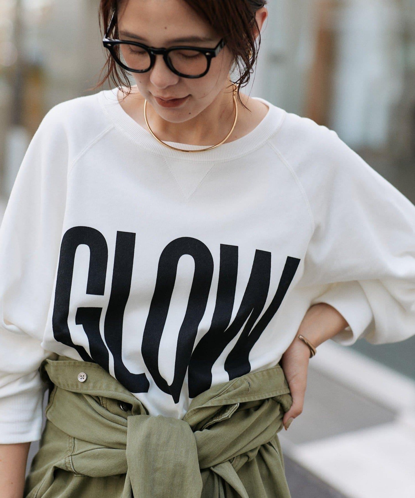 Yossshiiii企畫 GLOW 鏤空衛衣