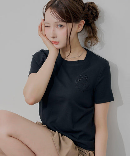 刺繡徽章Logo T恤