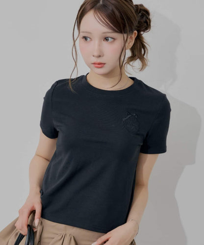 刺繡徽章Logo T恤