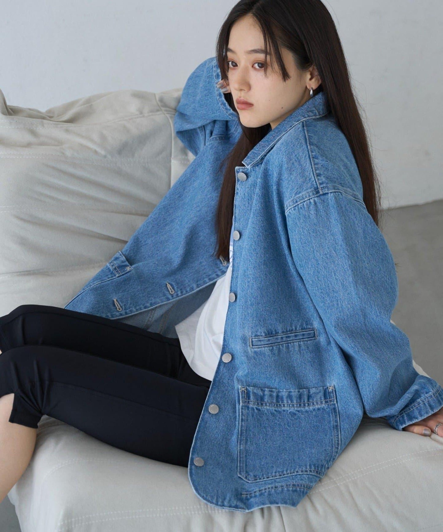 牛仔罩衫