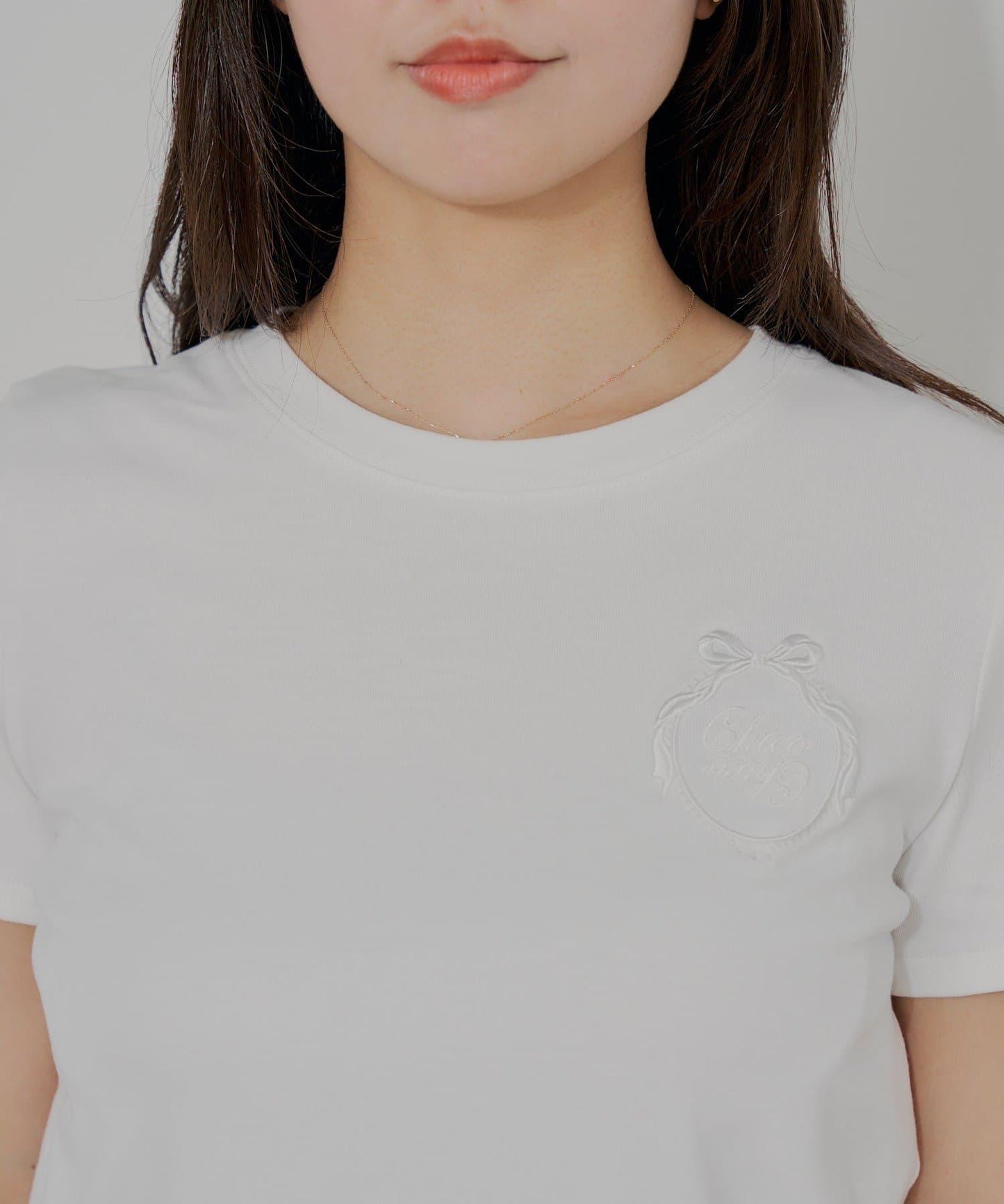 刺繡徽章Logo T恤