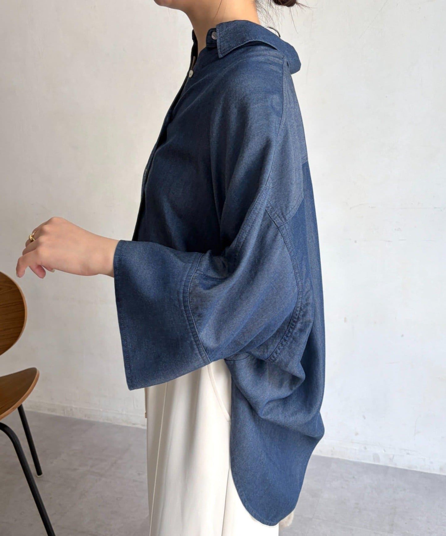 大袖口牛仔襯衫