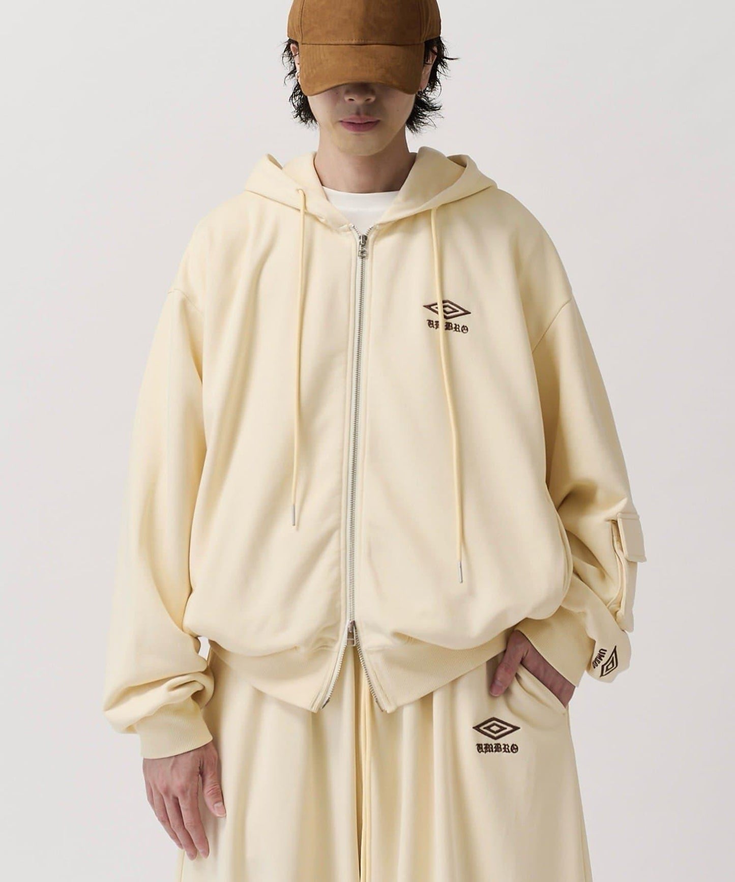 UMBRO for Lui's 水洗做舊寬鬆連帽拉鍊衛衣