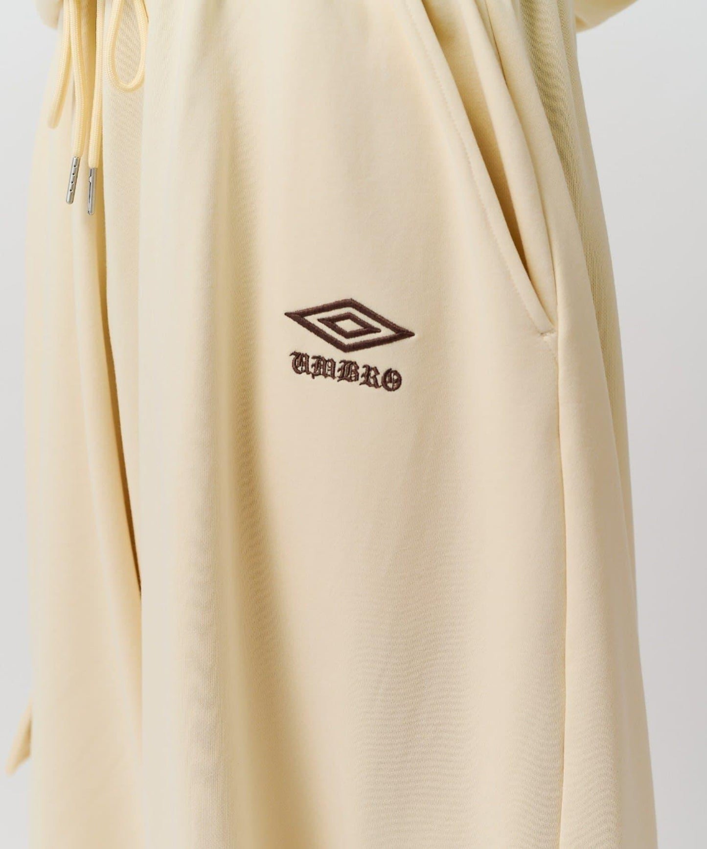 【UMBRO for Lui's】氣球曲線工裝運動褲
