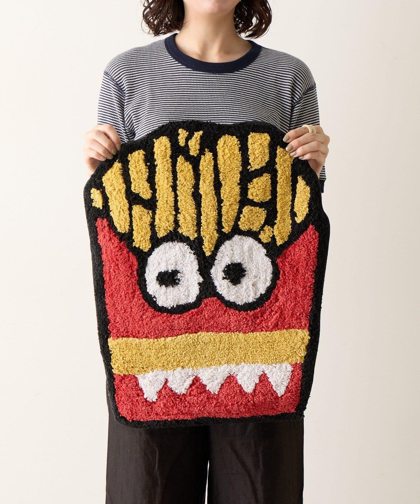 HANDMADE RAG 手工地毯