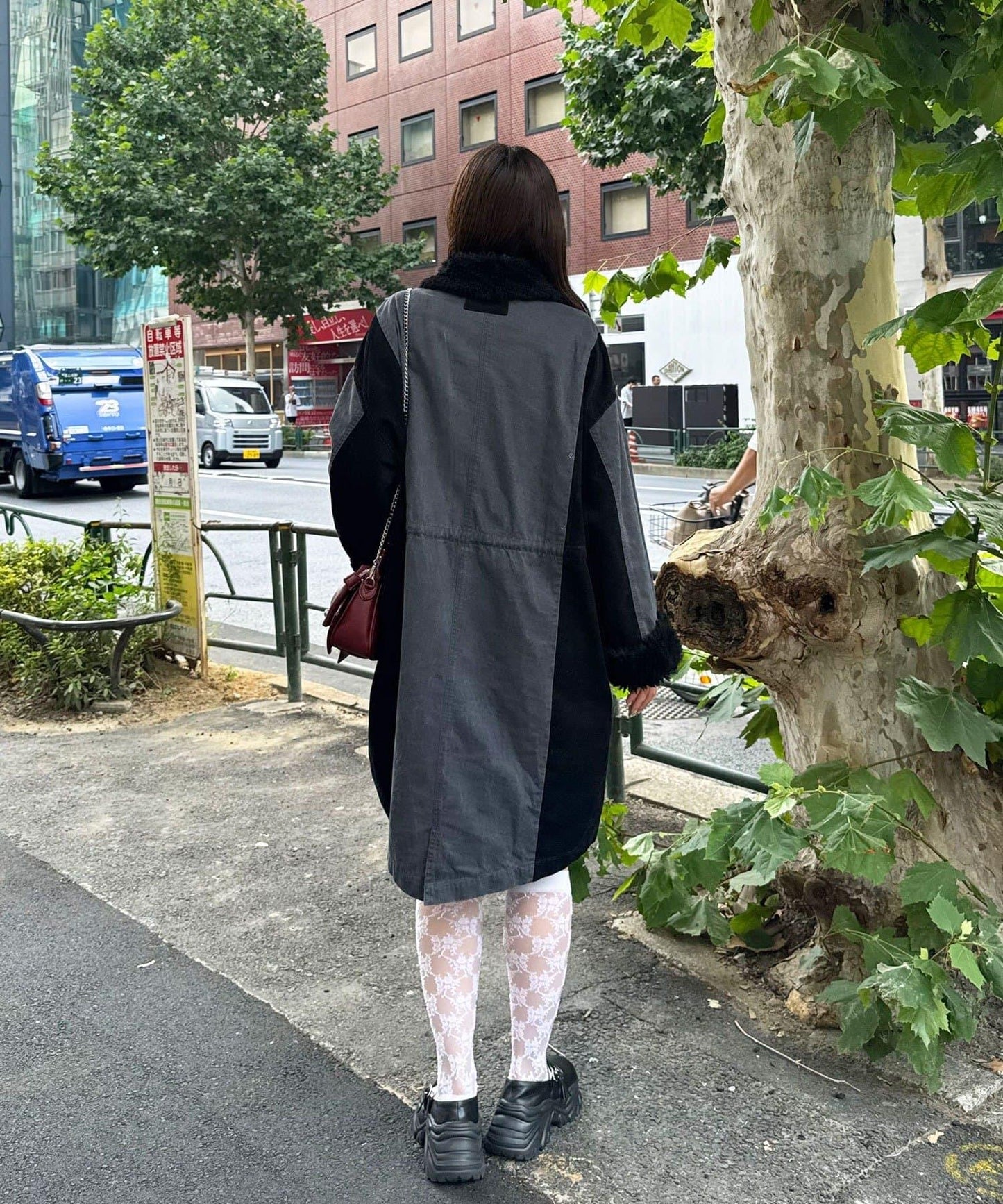 UNESS 拼接燈芯絨莫斯頓毛絨外套