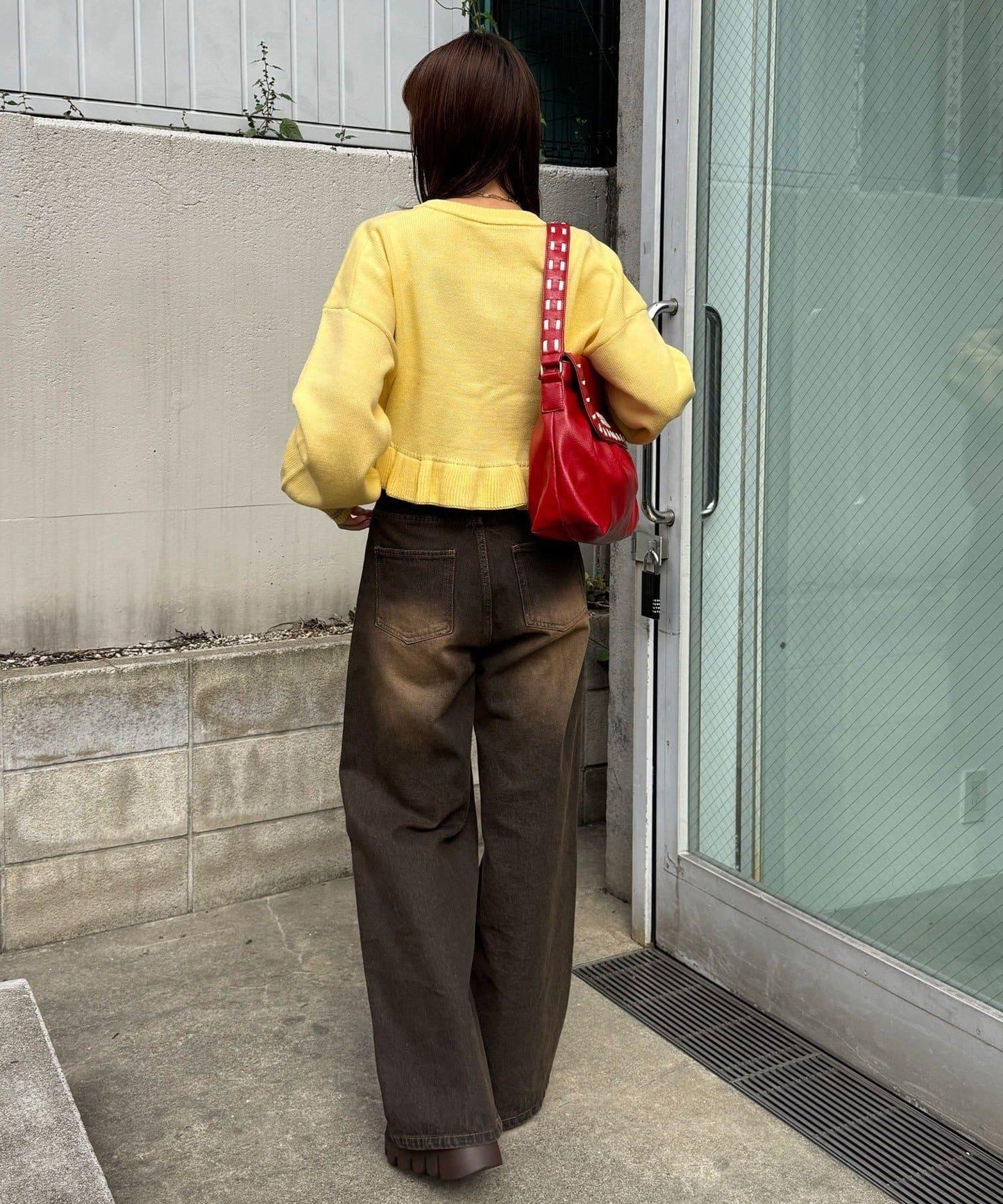 撞色Logo毛絨邊針織開衫