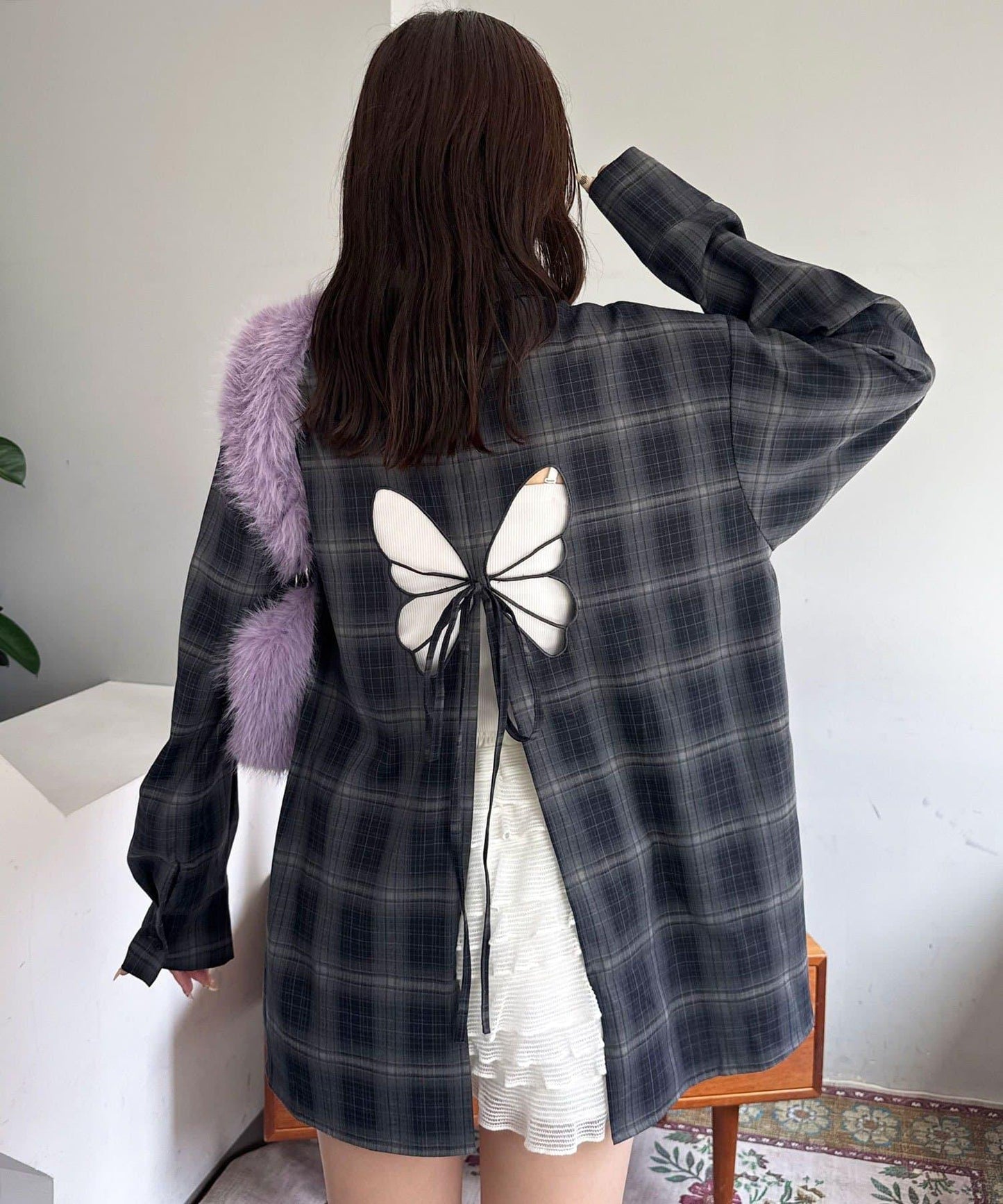 蝴蝶印花後背設計襯衫