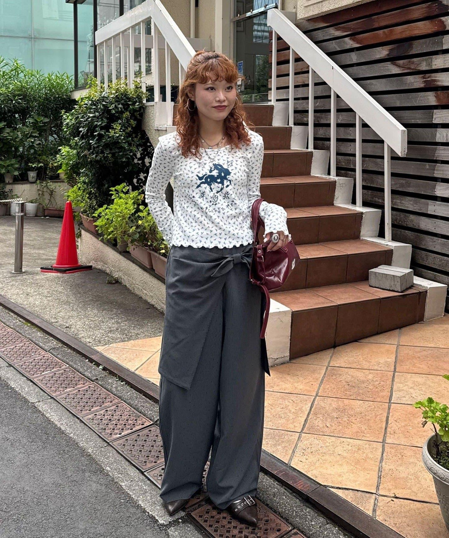 蝴蝶結疊層水鑽西裝褲