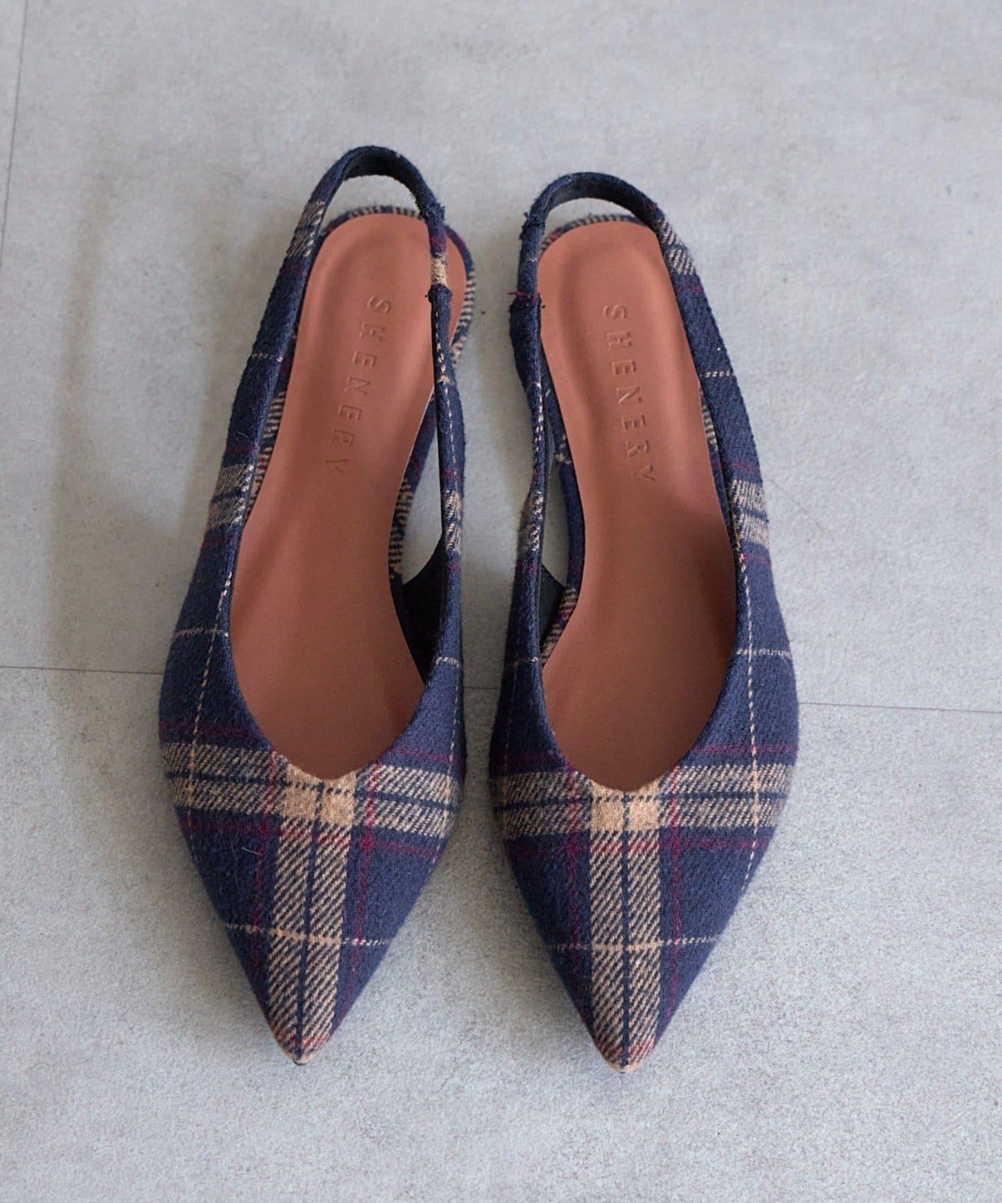 Slingback 平底鞋
