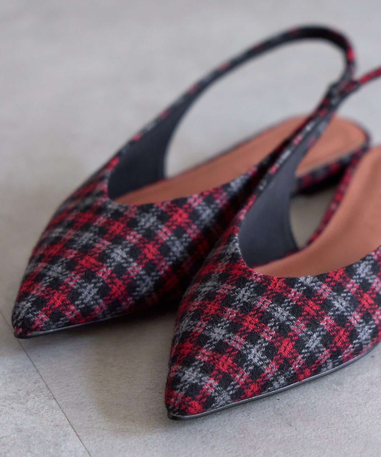 Slingback 平底鞋