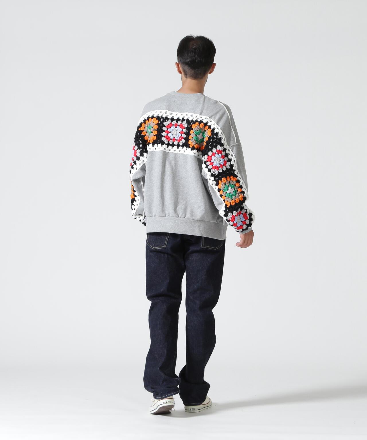 DISCOVERED CROCHET SLEEVE SWEAT(UNISEX) 聯名款 鉤針袖衛衣
