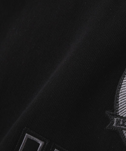 《WOMAN》SIGNATURE VARSITY LOGO 衛衣