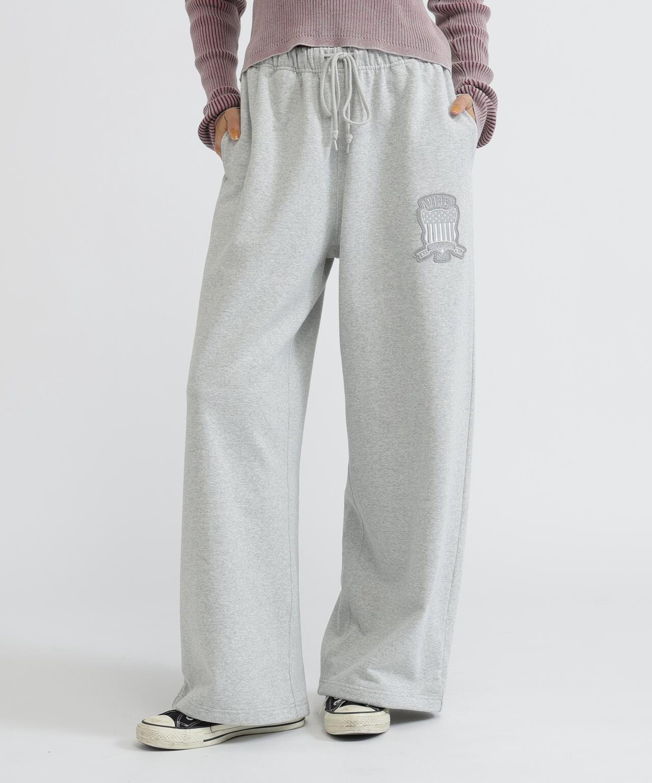 SIGNATURE VARSITY LOGO SWEAT PANTS 女款