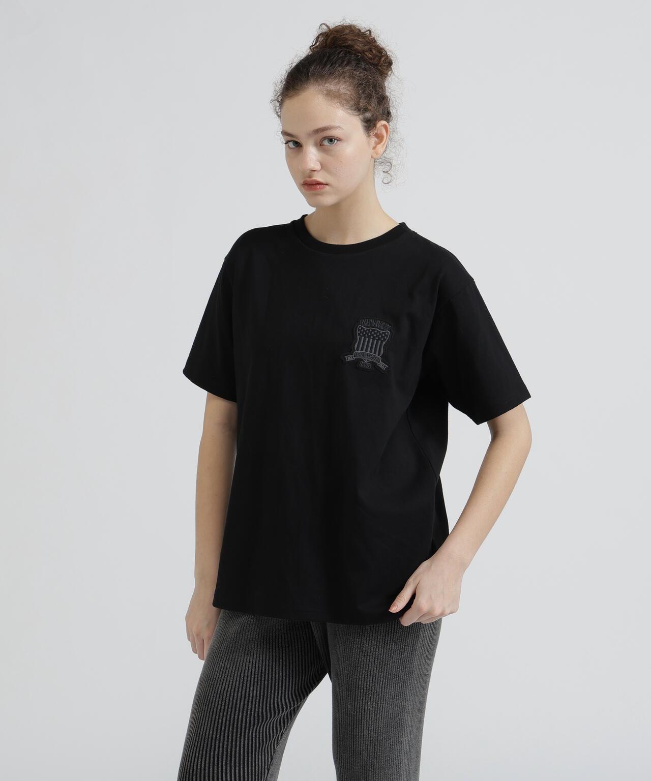 WOMAN SIGNATURE VARSITY LOGO T-SHIRT