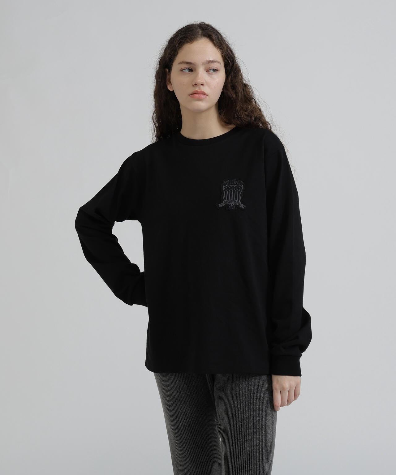 《WOMAN》L/S SIGNATURE VARSITY LOGO T-SHIRT