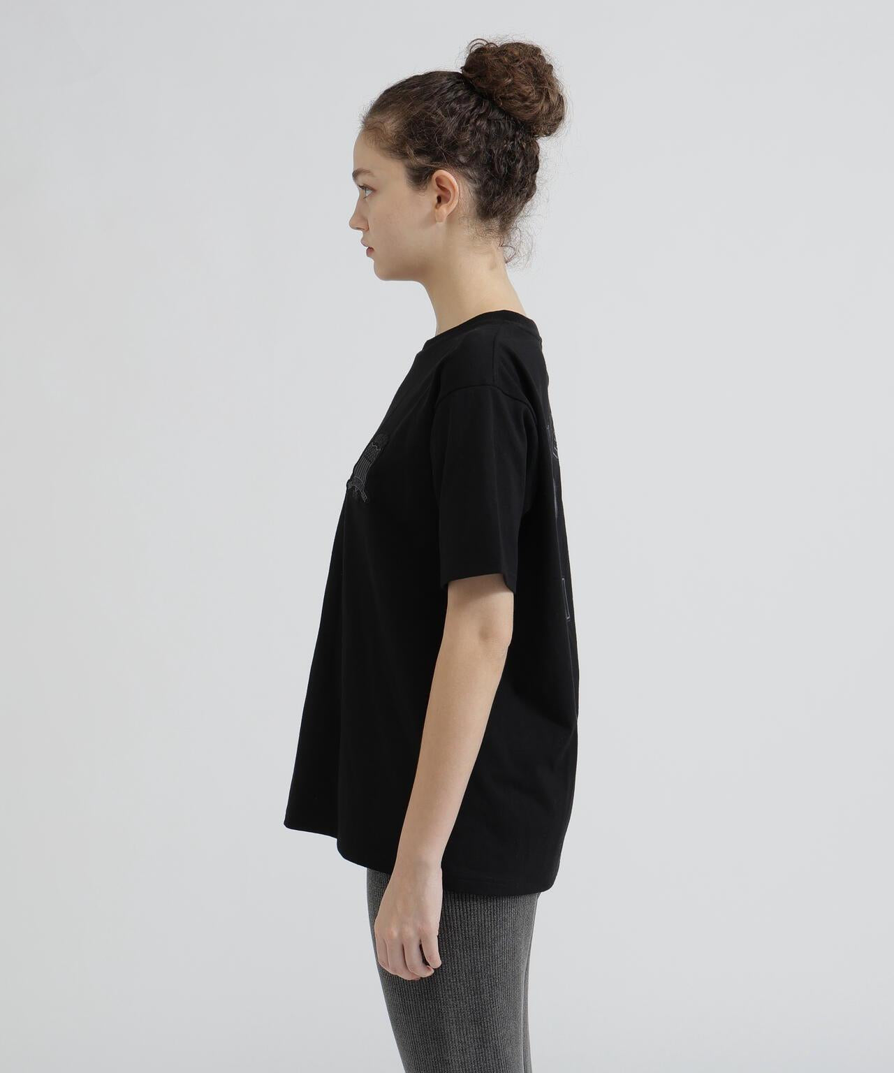 WOMAN SIGNATURE VARSITY LOGO T-SHIRT