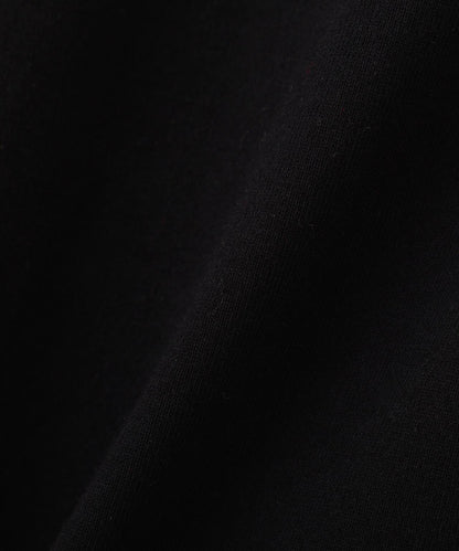 SIGNATURE VARSITY LOGO 長袖T恤