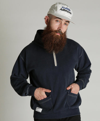 HALF ZIP HOODED SWEAT 半拉鍊連帽衛衣