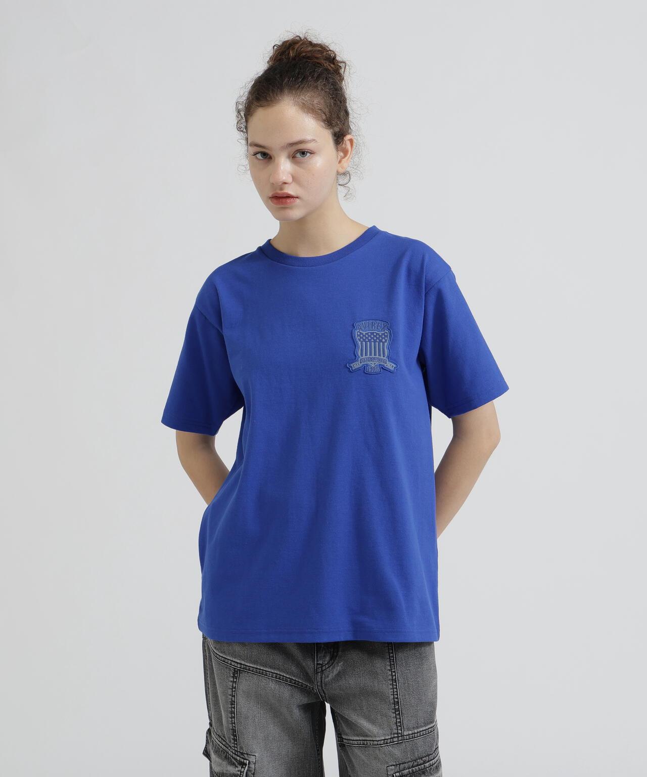 WOMAN SIGNATURE VARSITY LOGO T-SHIRT