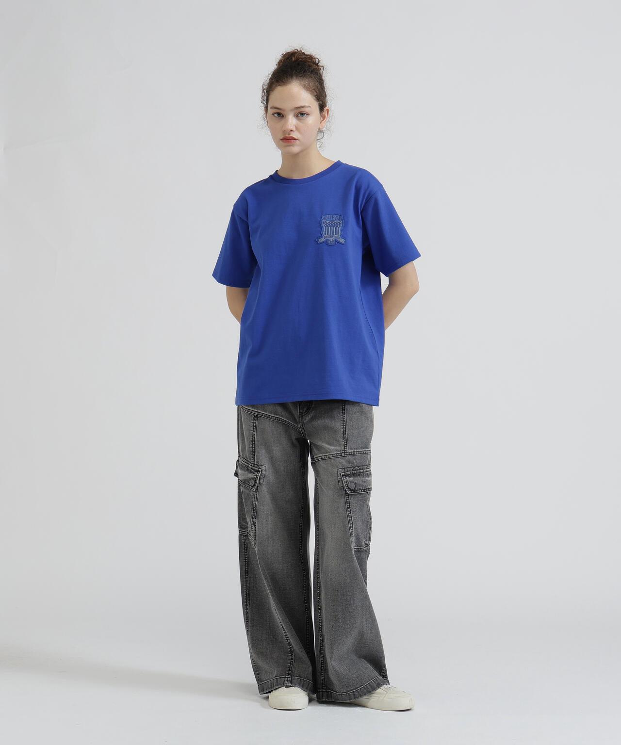 WOMAN SIGNATURE VARSITY LOGO T-SHIRT