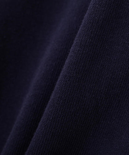 SIGNATURE VARSITY LOGO 圓領衛衣