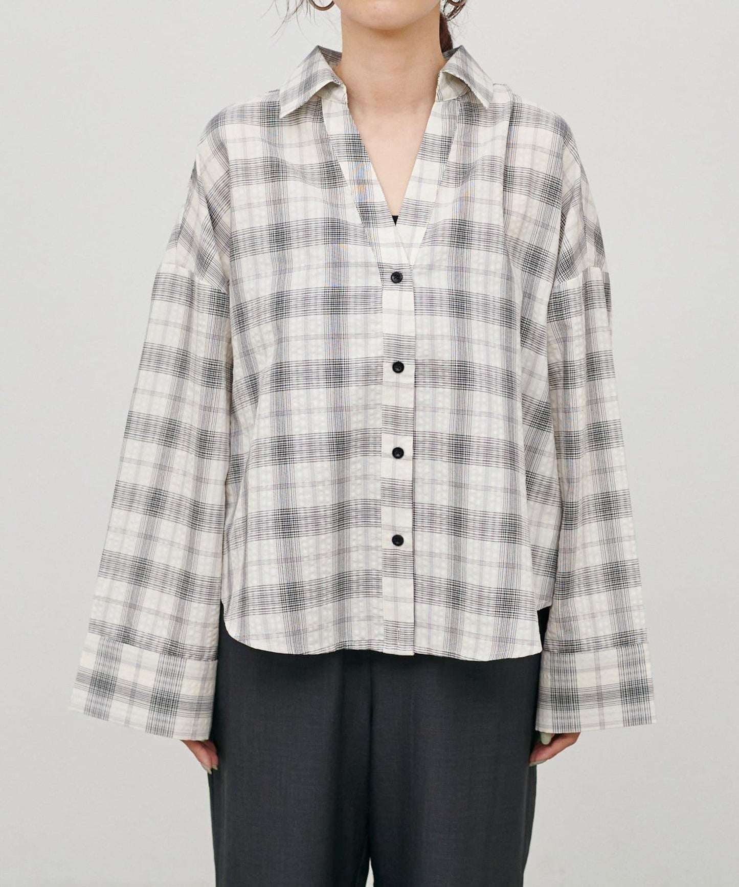 透膚立領多穿襯衫