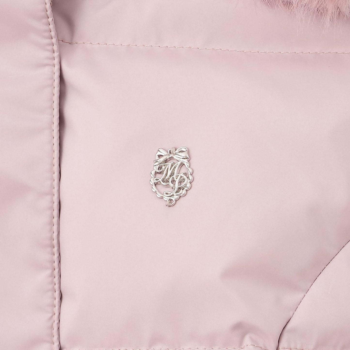 【商品】 潑水防汙可機洗 仿皮草連帽修身長款羽絨服