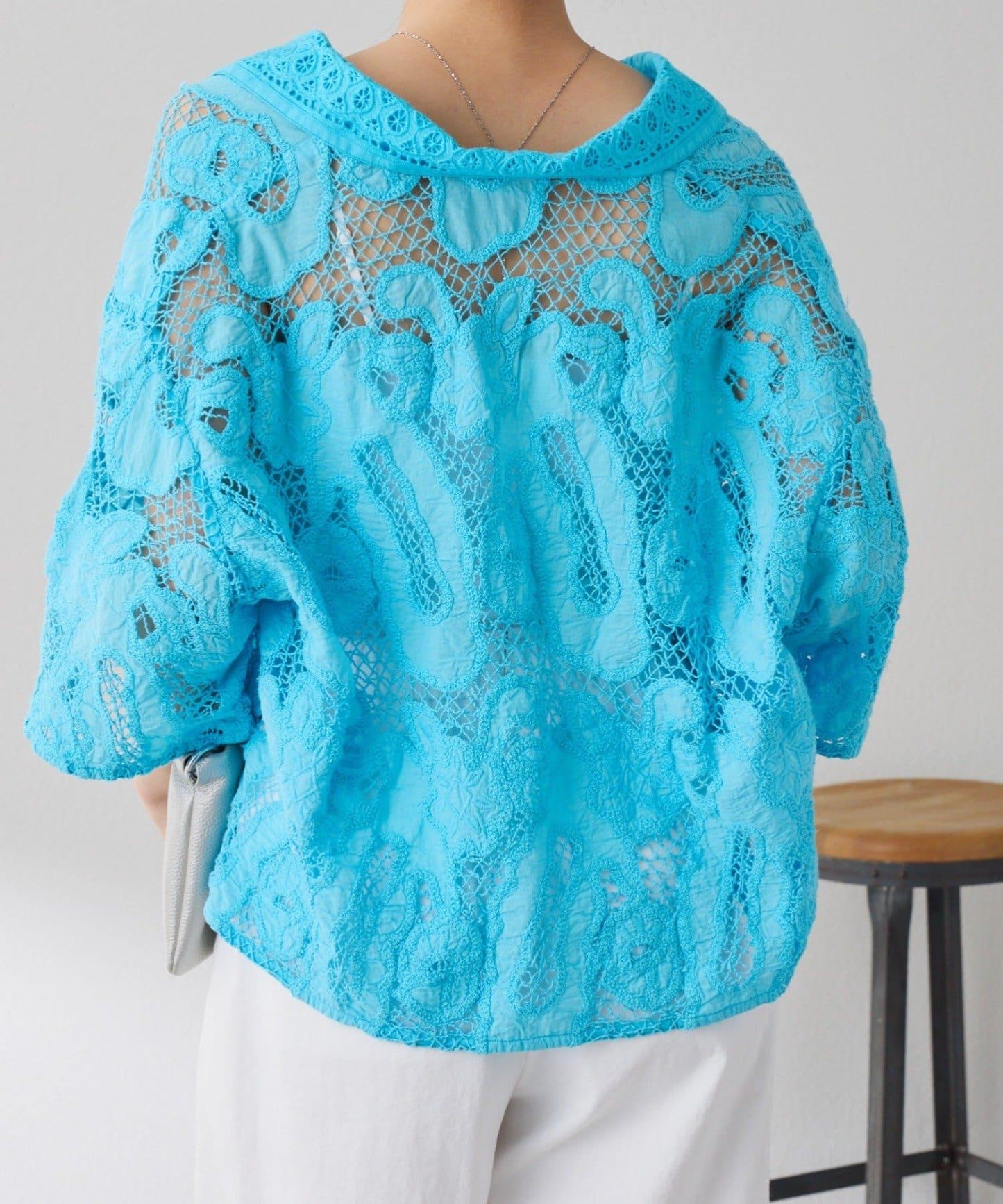 刺繡短袖襯衫