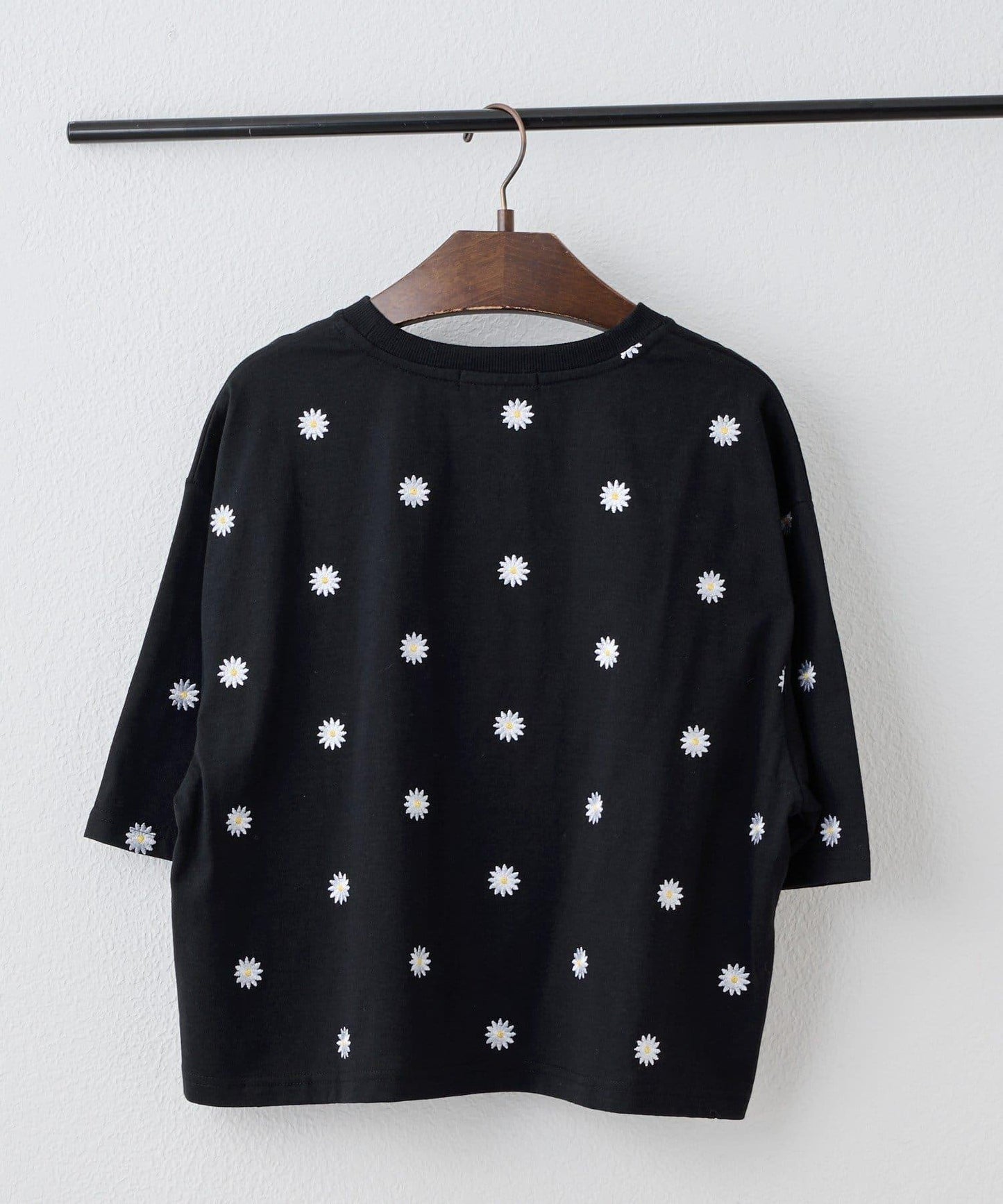 【continuer】 刺繡T恤
