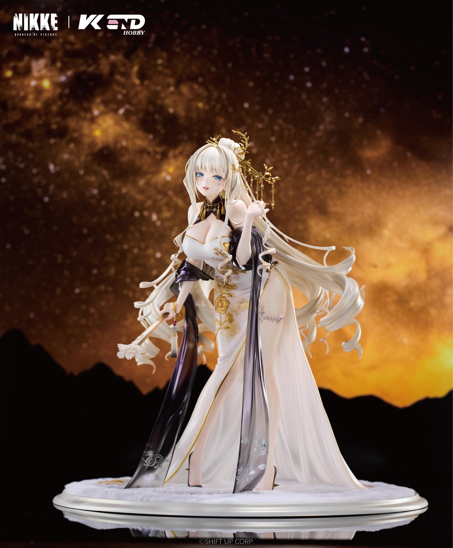 勝利女神:NIKKE クラウン:グローリアスフラワー 1/4完成品手辦