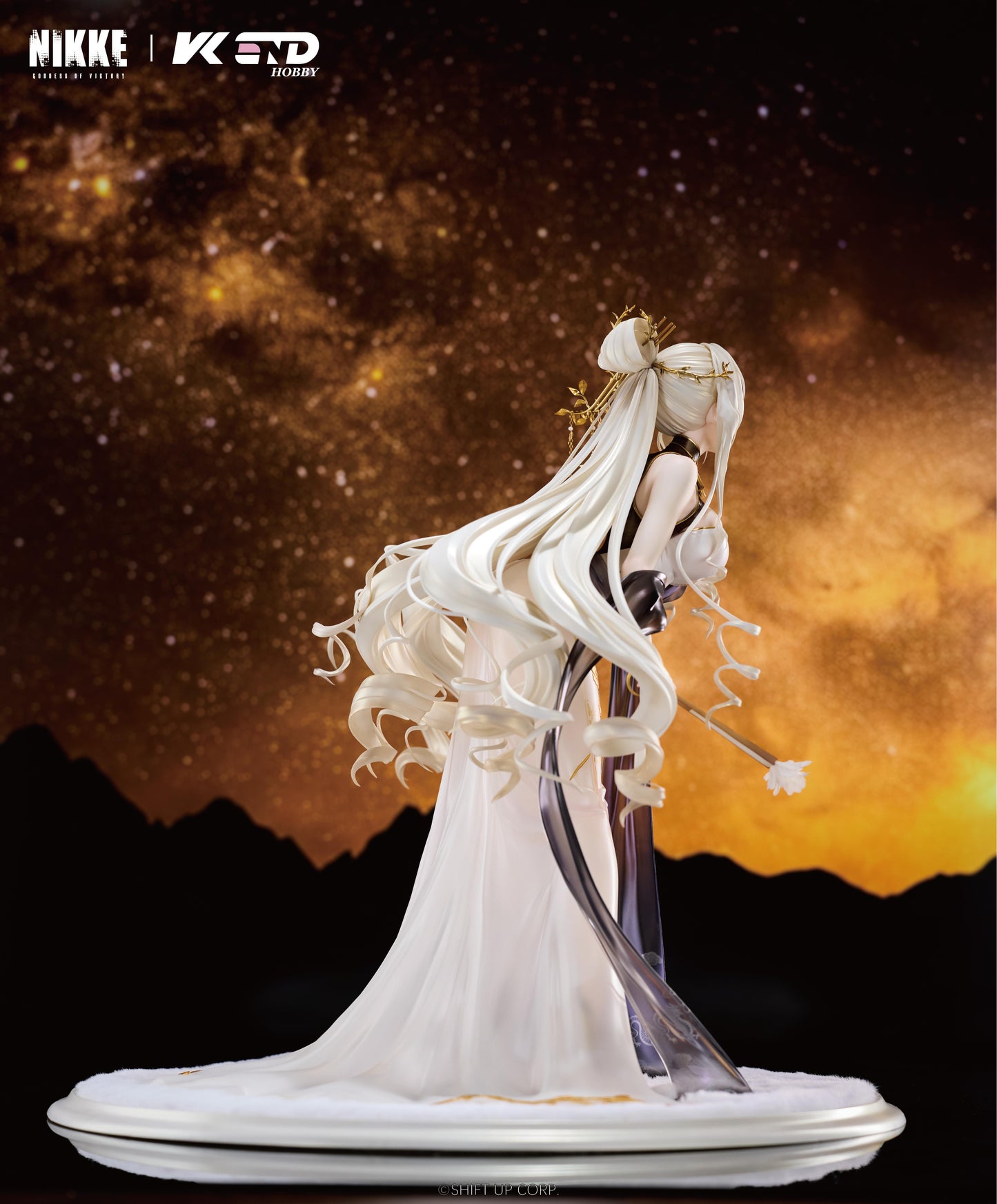 勝利女神:NIKKE クラウン:グローリアスフラワー 1/4完成品手辦