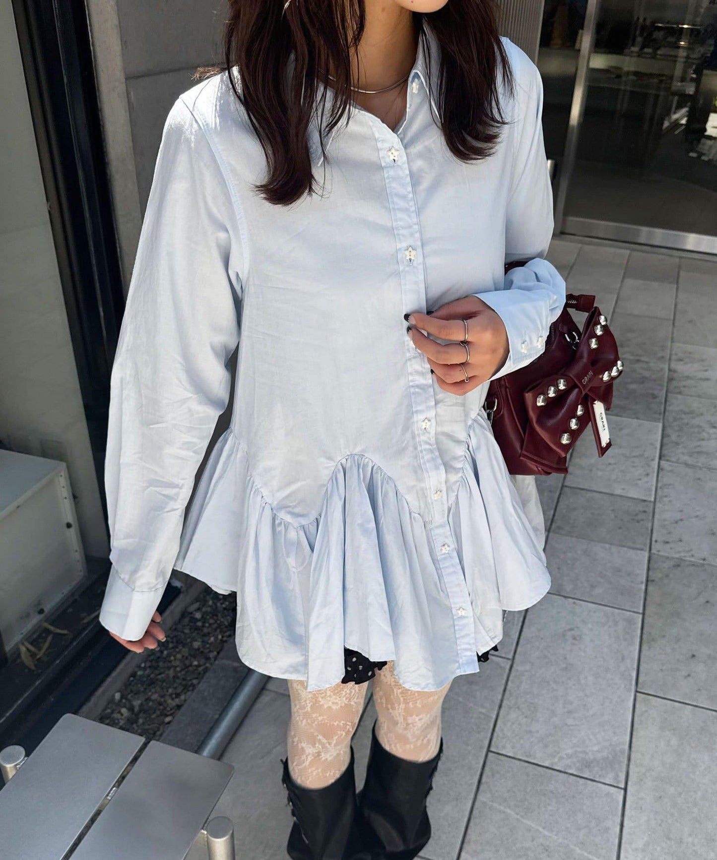 星紐扣波浪邊下襬襯衫式上衣