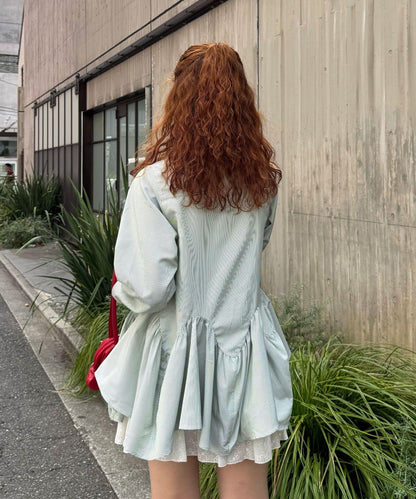 星紐扣波浪邊下襬襯衫式上衣