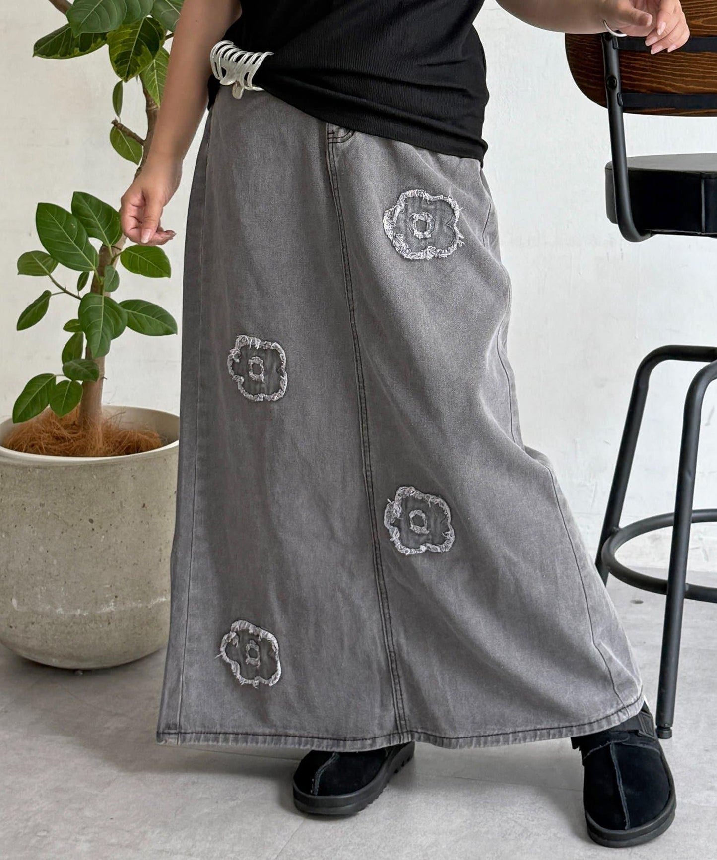 花朵刺繡牛仔半身裙