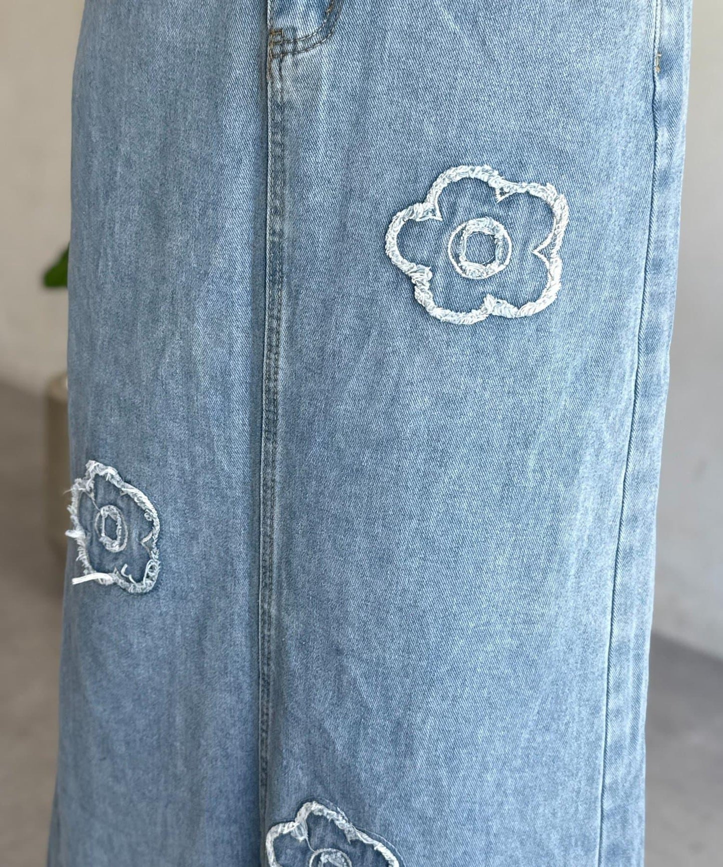 花朵刺繡牛仔半身裙