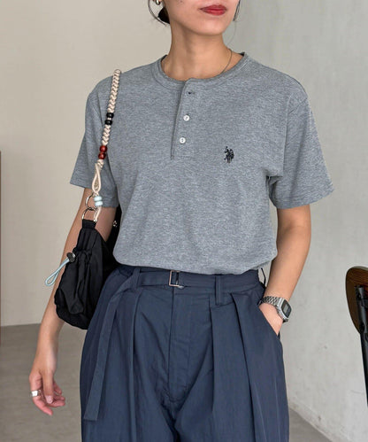 U.S. POLO ASSN. 緊身羅紋亨利領T恤