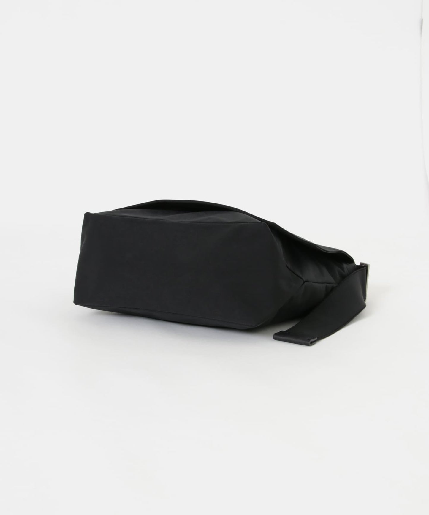 Hender Scheme FLAP SHOULDER SMALL