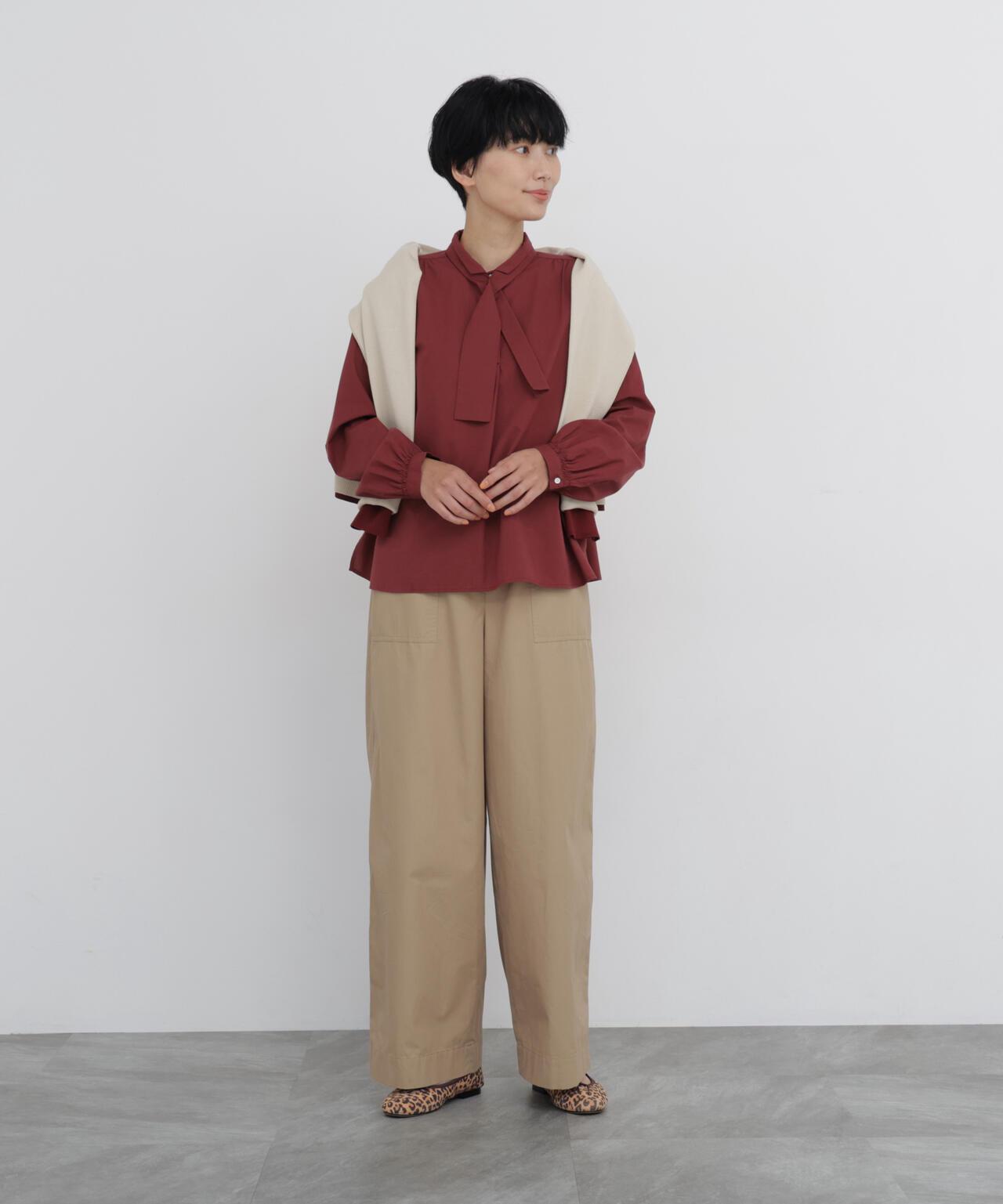 繫帶襯衫