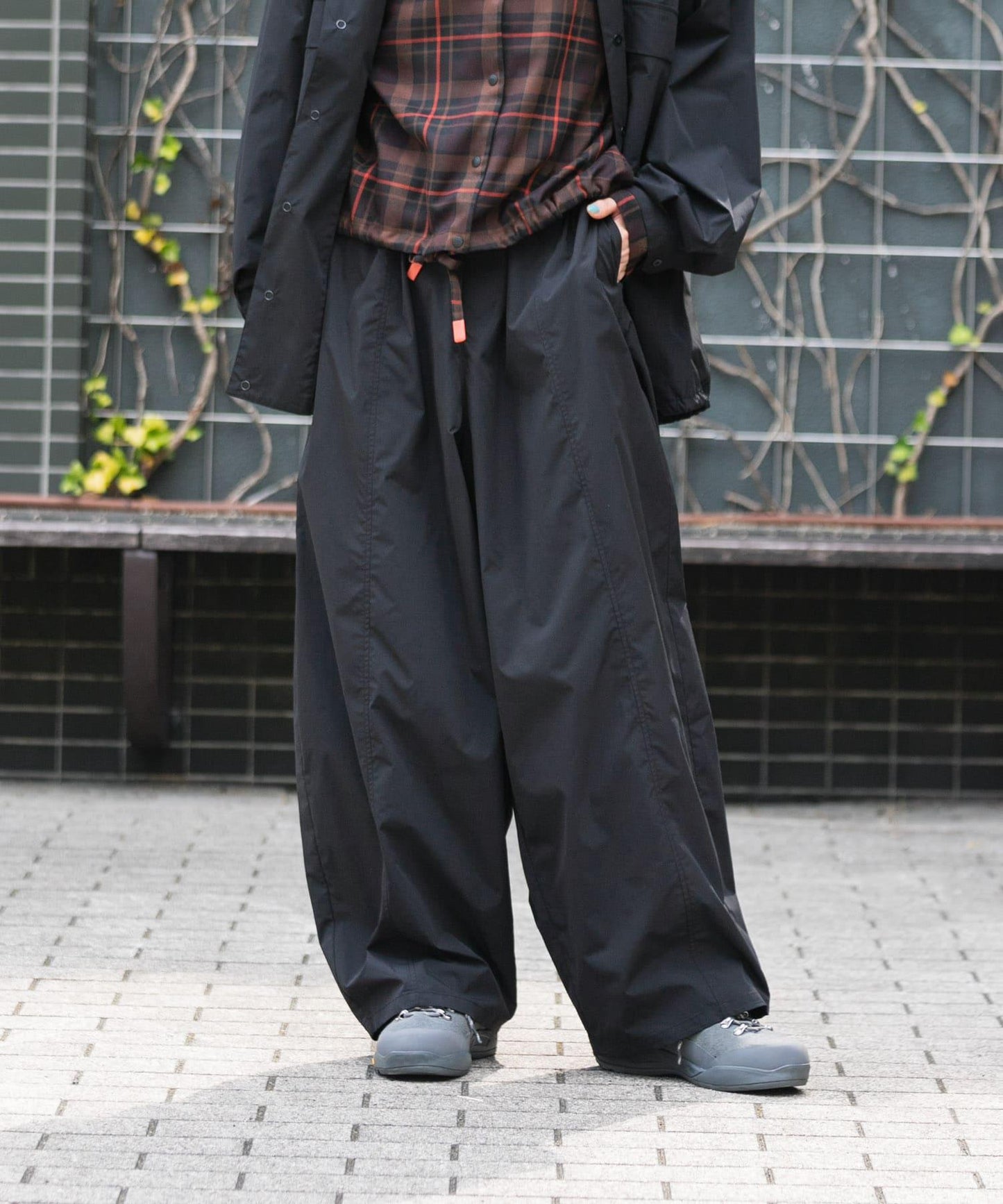 MoLight 錐形褲